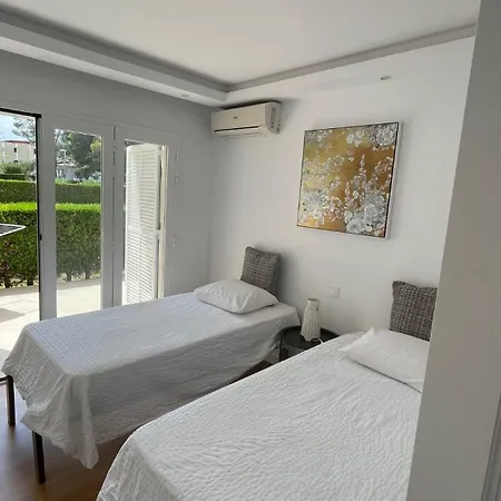 Ground Floor Xiprer * Port de Pollenca